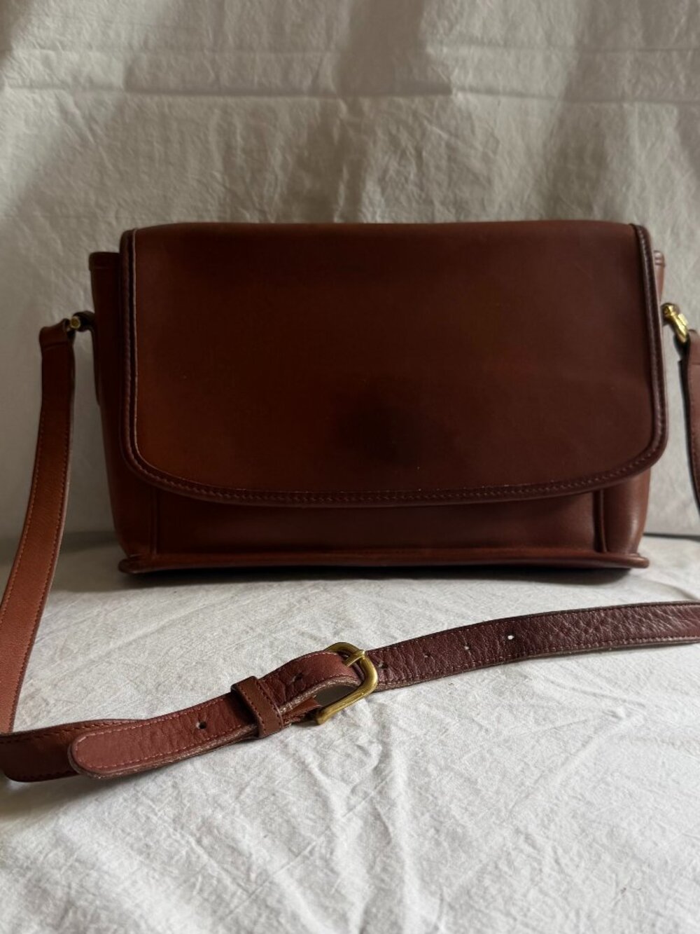Vintage COACH Curtis Bag, Style 9975 -- gorgeous color!